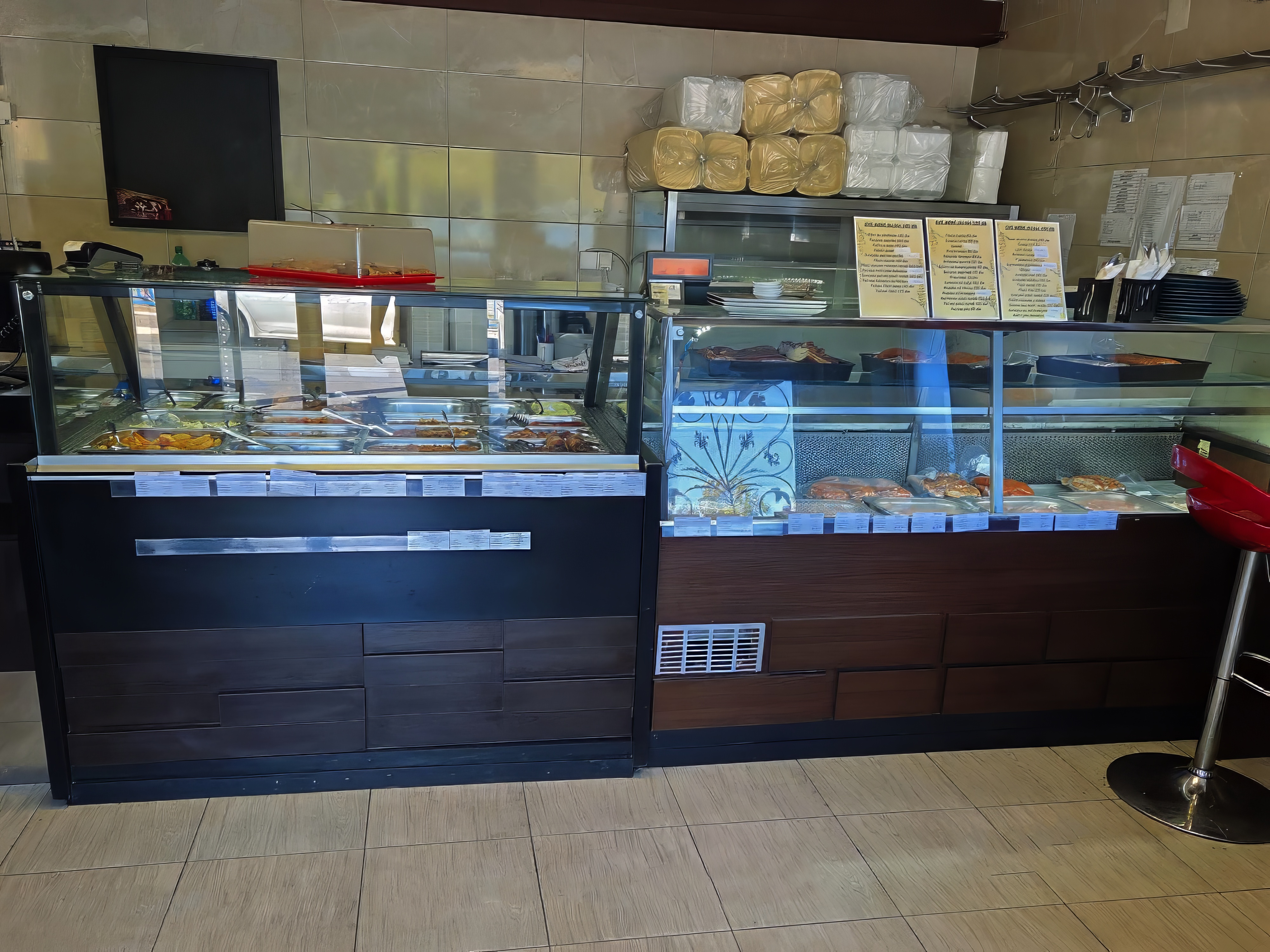 Vitrina široki kadar